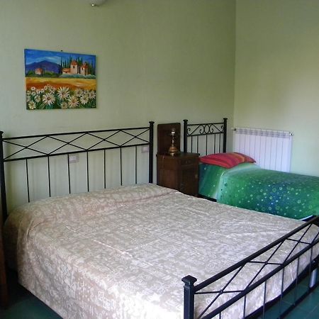 Le Petit Fleur Hotel Bareggio Екстериор снимка