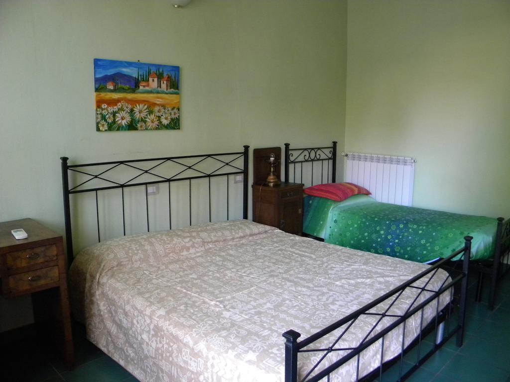 Le Petit Fleur Hotel Bareggio Екстериор снимка